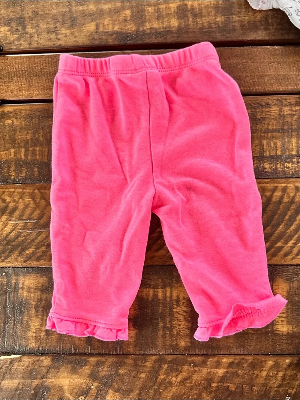 Carter’s Giraffe Matching Set